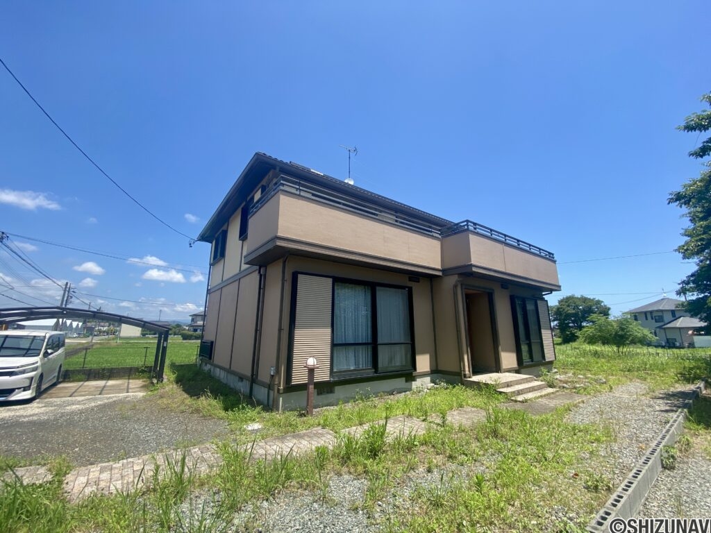 藤枝市青南町2丁目 　中古住宅　セキスイハイム施工