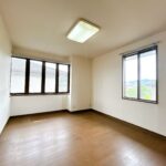 【2階洋室西側6帖】