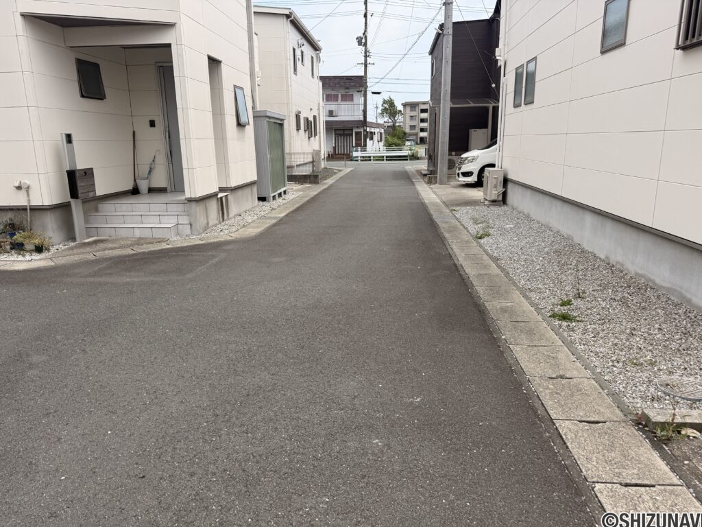 芳川町　中古住宅の画像