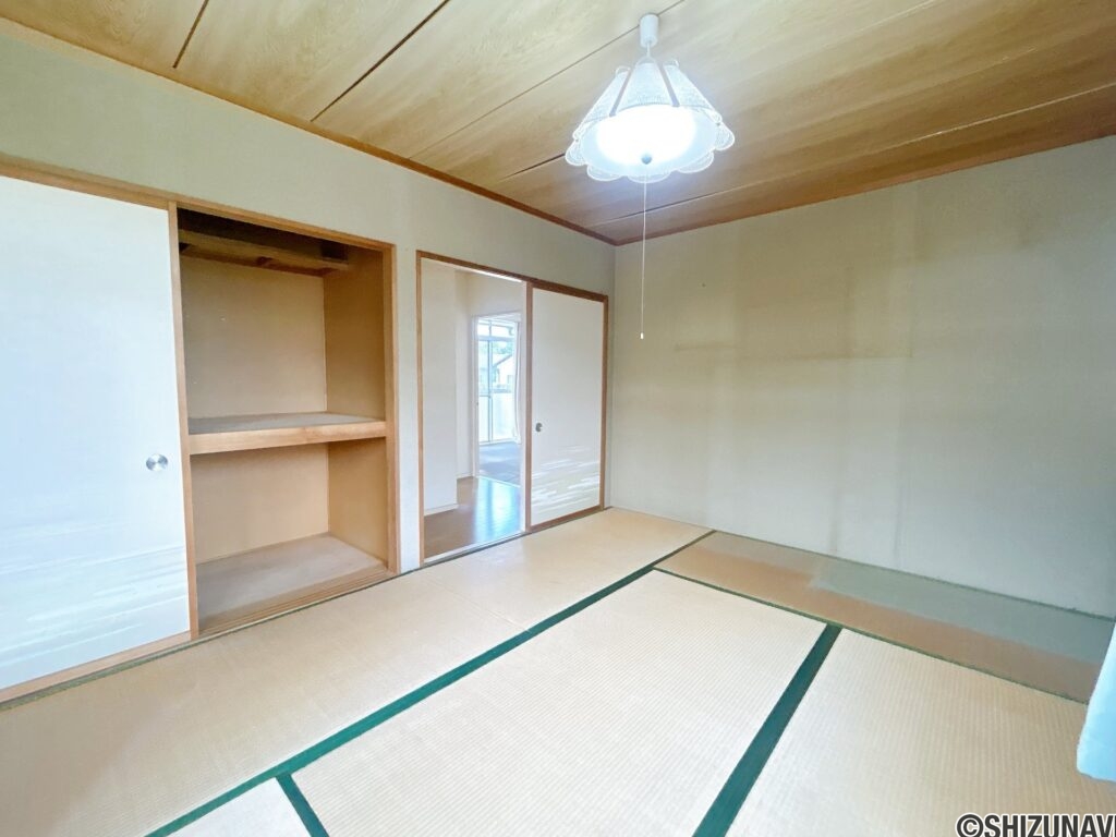 【2階和室　6帖】