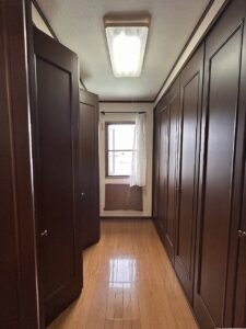 2F　洋室に隣接したクローゼット