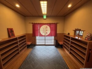 店舗入り口