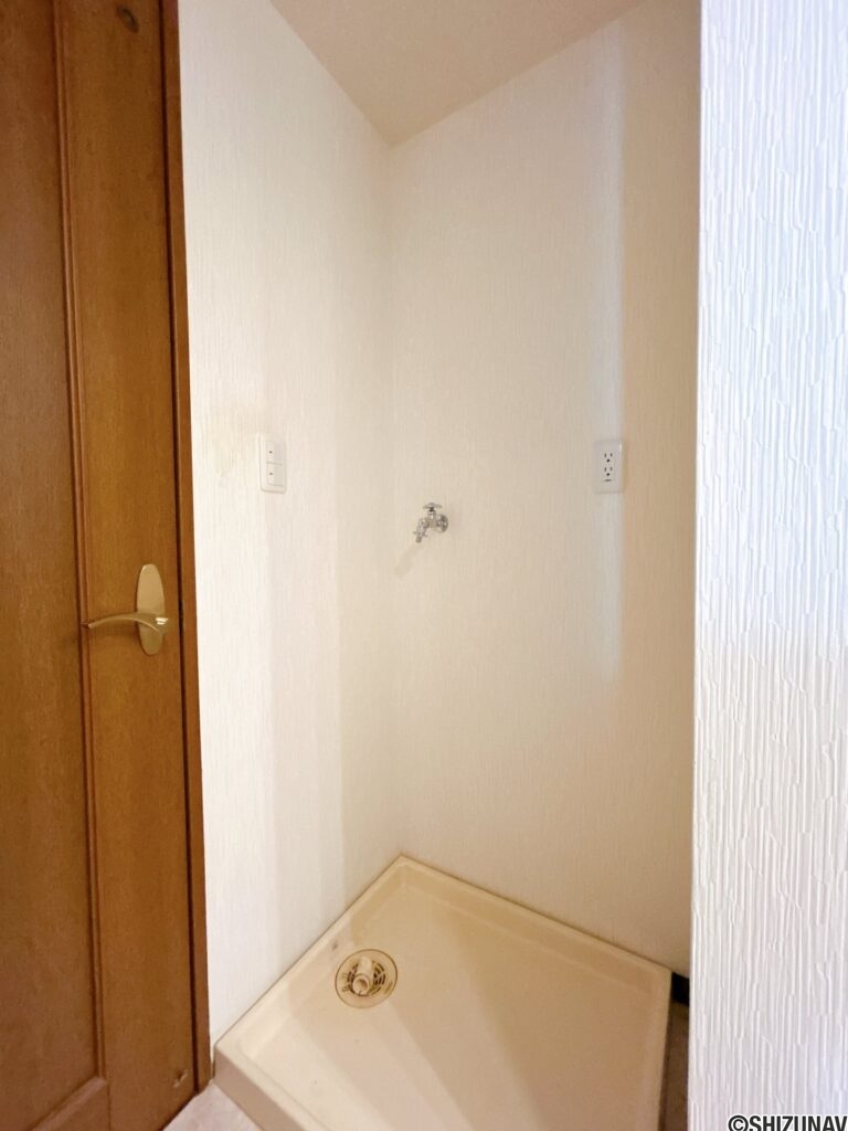 【洗濯機置き場】