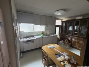 1階 ダイニング①