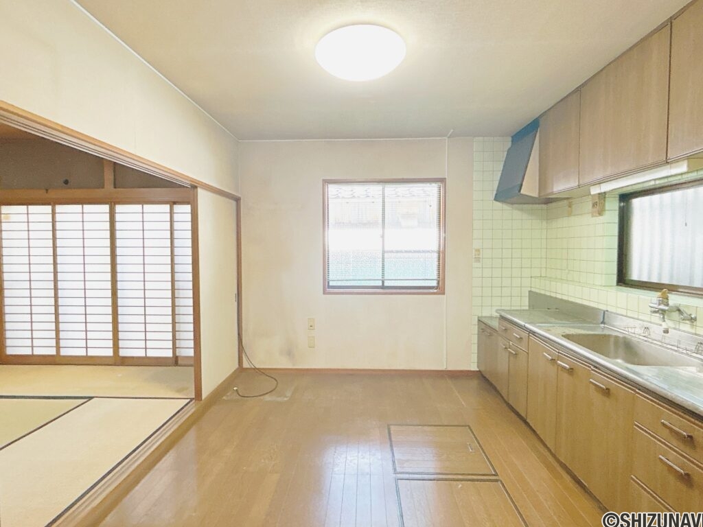 葵区川合　ダイニングキッチン