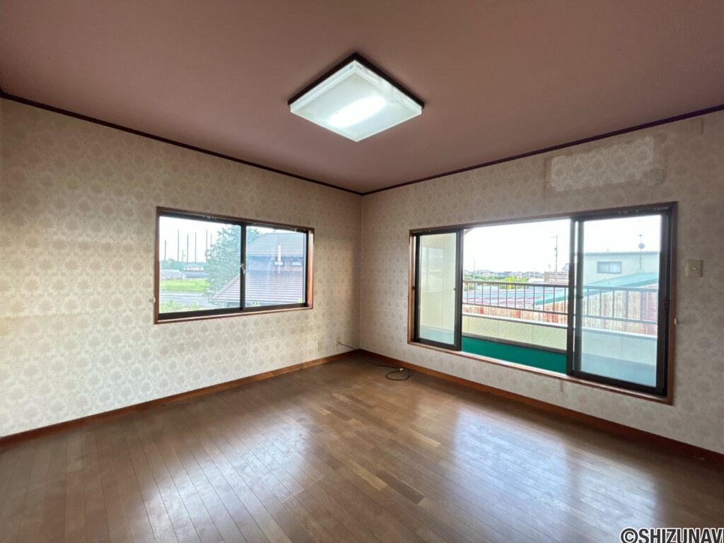 【２階洋室】