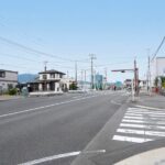 前面道路（南から北）