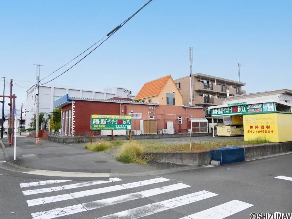 現地（前面道路から）