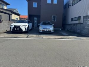 並列3台駐車可能な駐車スペースです♪