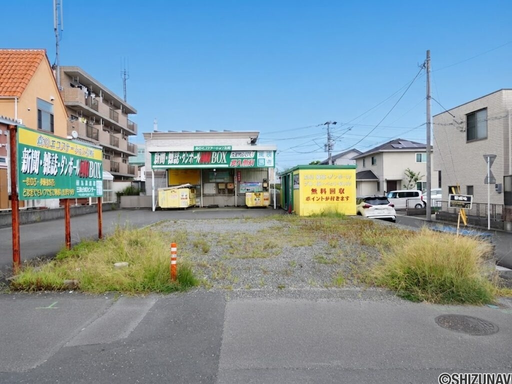 現地（前面道路から）