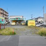 現地（前面道路から）