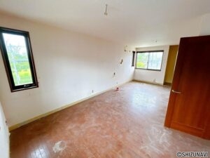 【リフォーム中】2階西側洋室　2部屋になります。