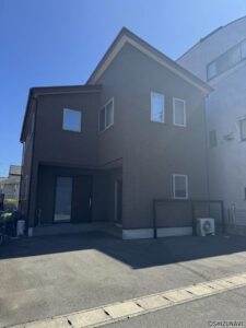 藤枝市高洲　中古住宅の物件画像