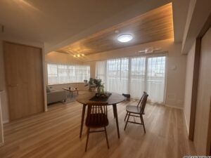葵区　マンション　リビング