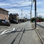 前面道路（北から南）