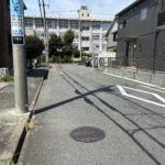 前面道路（南から北）