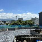 建設中