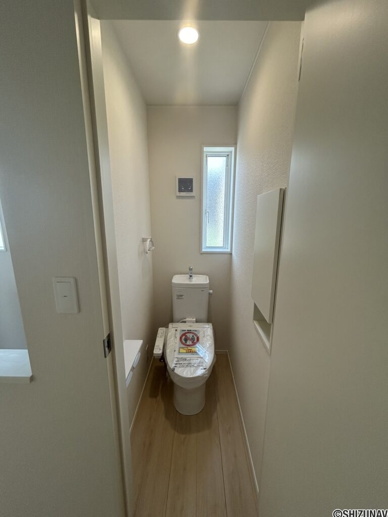 2階 トイレの写真です。