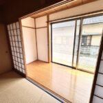 縁側です。日当たり良好です。