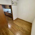 キッチンの奥にあるパントリーです。
