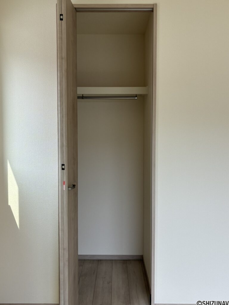 1階洋室の収納です。