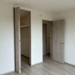 西側7帖の洋室です。ウォークインクローゼットがございます。
