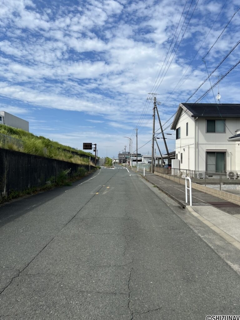 【前面道路（北方向）】