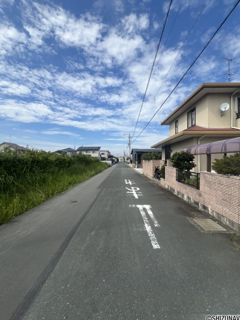 【前面道路（東側）】