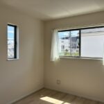 東側洋室（６帖）です。