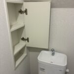 壁埋め込み収納です。