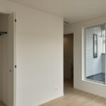 南側6.5帖洋室です。バルコニーに面しております。