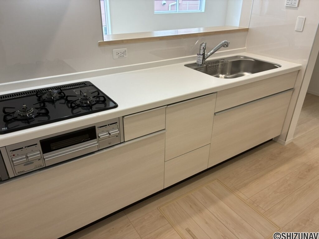 沼津市高尾台第６　全４棟　3号棟　駐車場2～3台可　3SLDK　テレワークコーナー・パントリー有りの画像