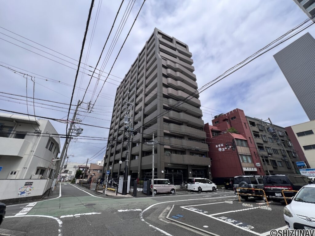 エンブル・シティ鷹匠　4階3LDK【リフォーム中9月中旬完成予定】の画像