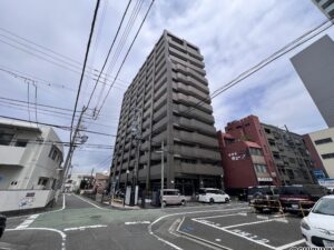 エンブル・シティ鷹匠　4階3LDK【リフォーム中9月中旬完成予定】の物件画像