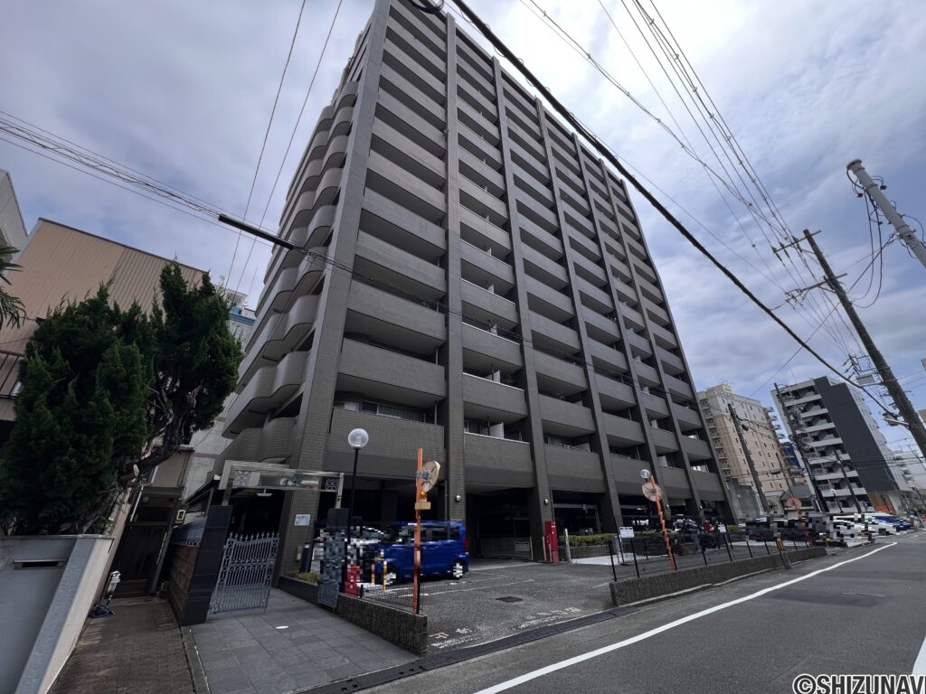 エンブル・シティ鷹匠　4階3LDK【リフォーム中9月中旬完成予定】の画像