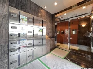 エンブル・シティ鷹匠　4階3LDK【リフォーム中9月中旬完成予定】の画像