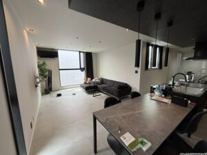 富士市宮島　2023年築の注文住宅　室内状態良好の画像