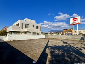 沼津市新沢田町　RC3階建の画像