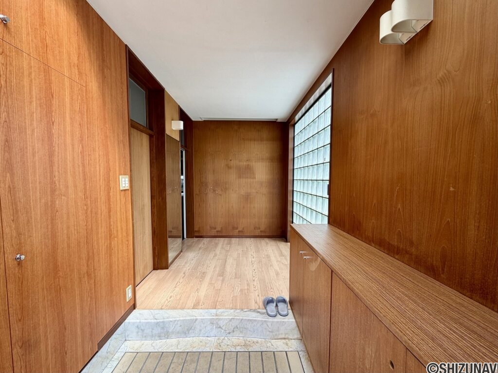 沼津市新沢田町　RC3階建の画像