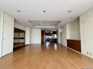 沼津市新沢田町　RC3階建の画像