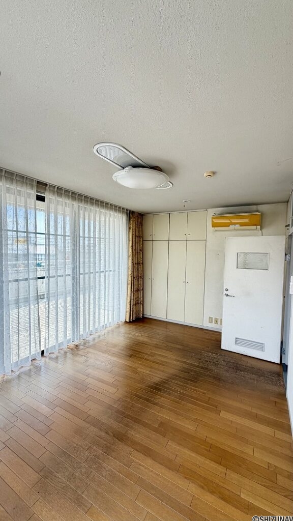 沼津市新沢田町　RC3階建の画像