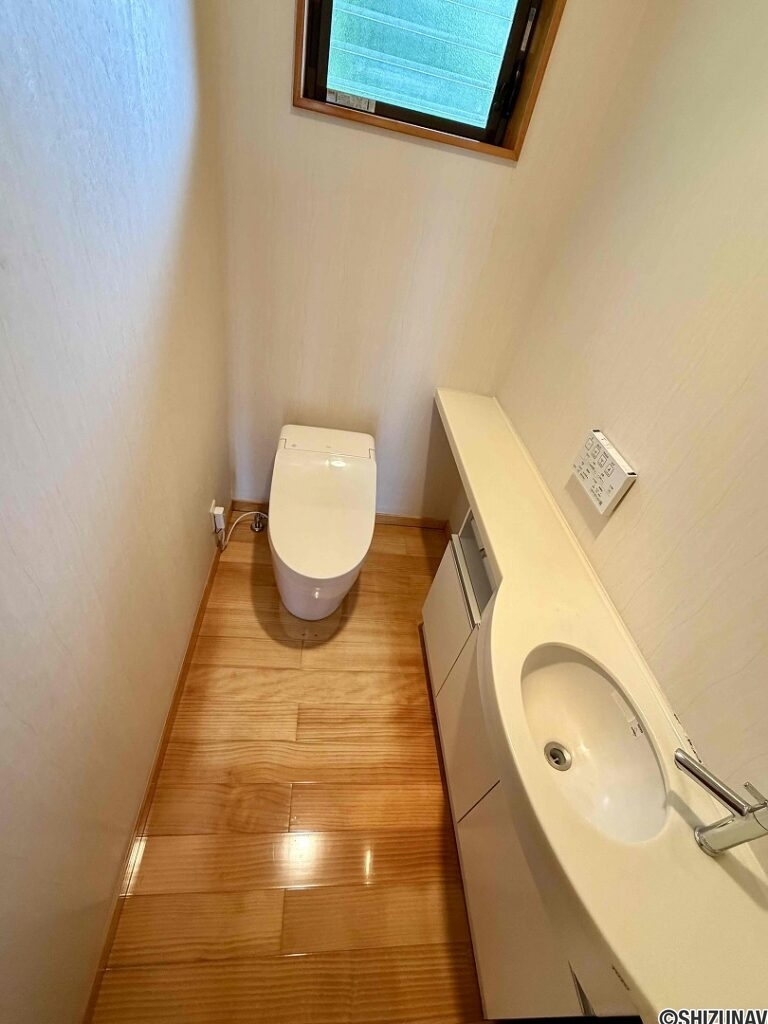 伊豆の国市長岡　中古戸建　6LDKの画像