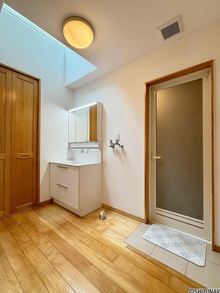 伊豆の国市長岡　中古戸建　6LDKの画像