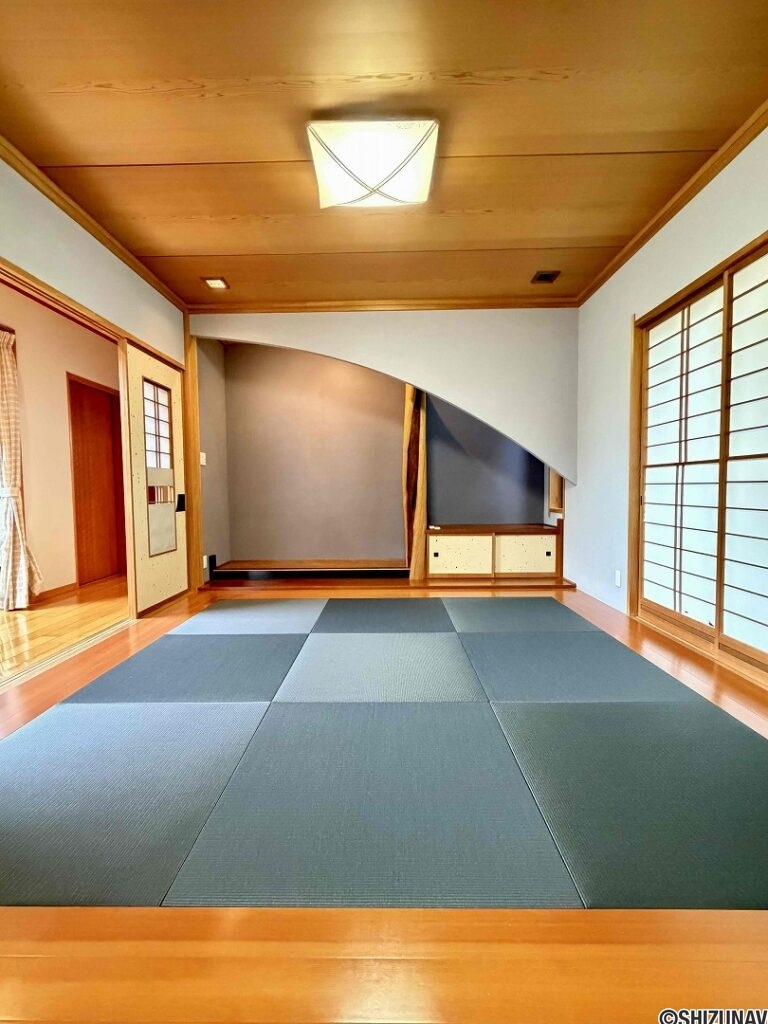 伊豆の国市長岡　中古戸建　6LDKの画像