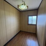 2階北西の納戸です。