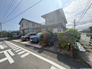 藤枝市高洲　軽量鉄骨造中古住宅の物件画像