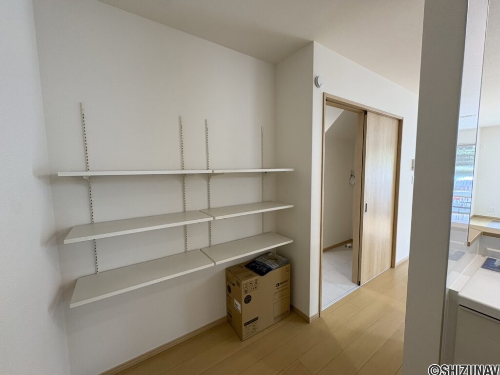 【長期優良住宅】ハートフルタウン清水町徳倉2622番　全２棟　A号棟　4LDK　19.5帖のLDKの画像