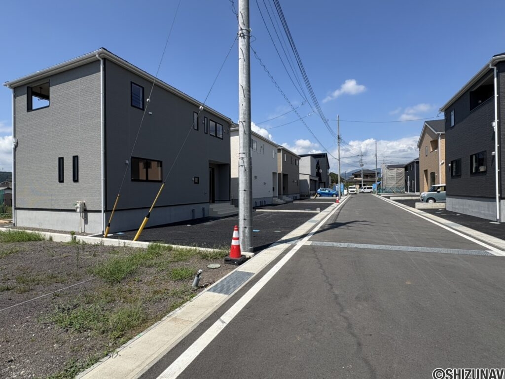 富士宮市淀平町第２　Ⅱ期　全４棟　5号棟　4LDK＋テレワークルーム　駐車場４台の画像