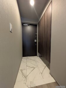 レーベン葵常磐町 CAPITAL TOWER 1701　玄関