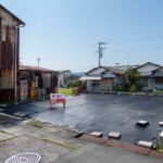 現地（前面道路から）